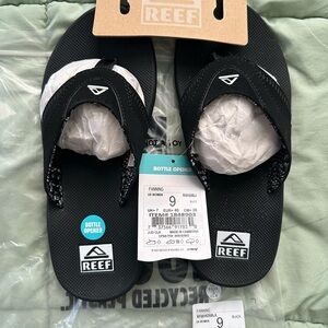 Reef Women’s ‘Fanning’ Sandals (with Bottle Opener)